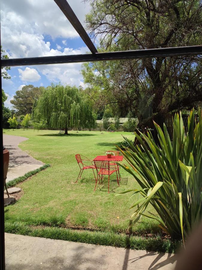 The Fairway Guesthouse Senekal Bagian luar foto